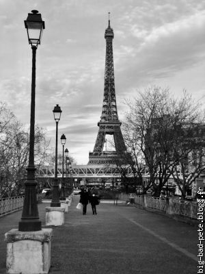 Cette bonne vieille Tour Eiffel !